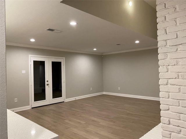 10610 Chevy Chase Drive, Houston, TX 77042