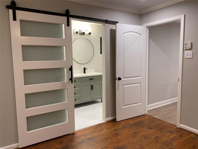 10610 Chevy Chase Drive, Houston, TX 77042