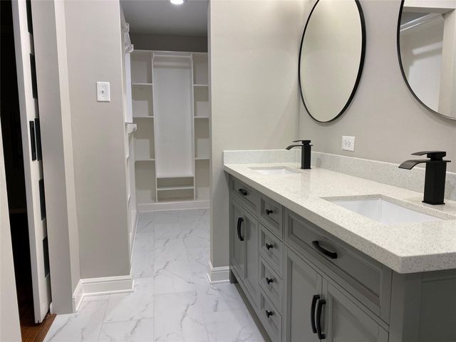 10610 Chevy Chase Drive, Houston, TX 77042