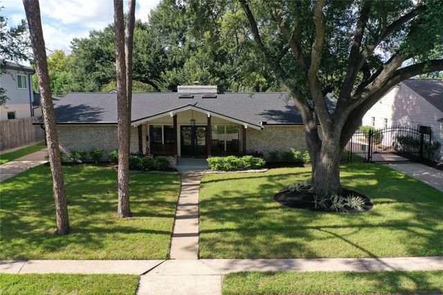 10610 Chevy Chase Drive, Houston, TX 77042