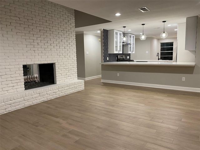 10610 Chevy Chase Drive, Houston, TX 77042