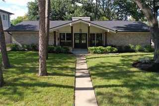 10610 Chevy Chase Drive, Houston, TX 77042