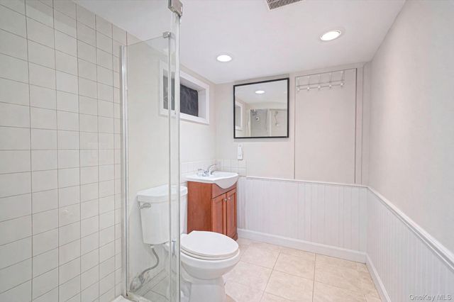 24 New Highway, Commack, NY 11725