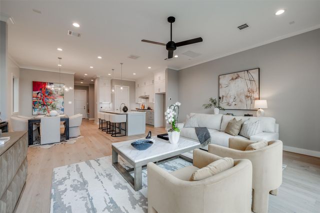 711 E 26th Street, Houston, TX 77009