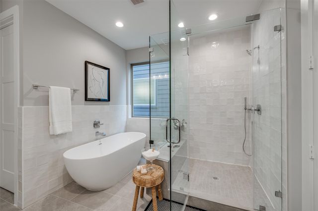 711 E 26th Street, Houston, TX 77009