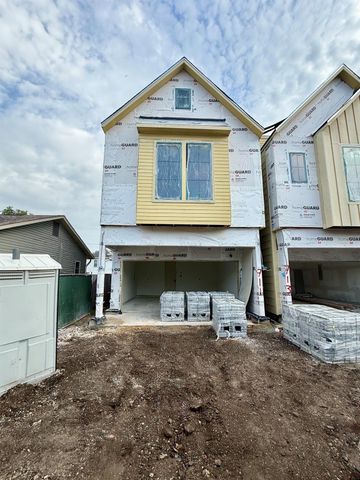 711 E 26th Street, Houston, TX 77009