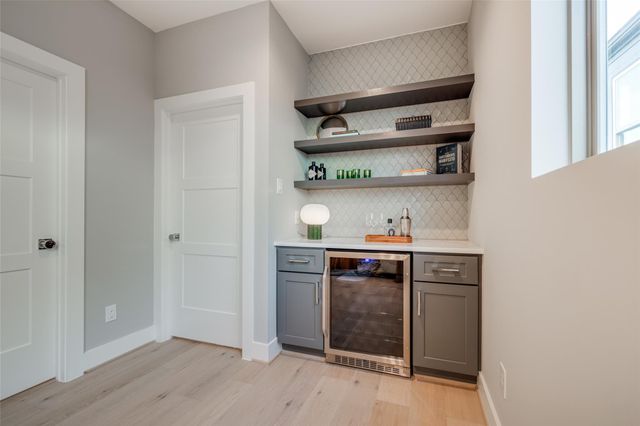 711 E 26th Street, Houston, TX 77009
