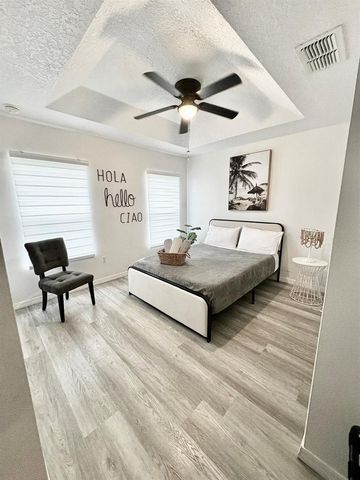 5492 PARADISE CAY CIRCLE, Kissimmee, FL 34746