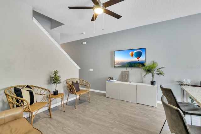 5492 PARADISE CAY CIRCLE, Kissimmee, FL 34746