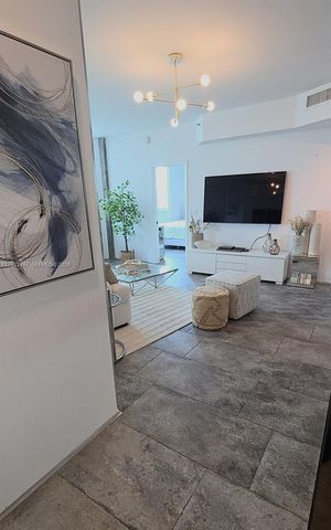 300 S Pointe Drive 908, Miami Beach, FL 33139