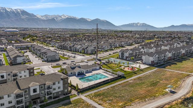 548 N 360 W, Vineyard, UT 84059