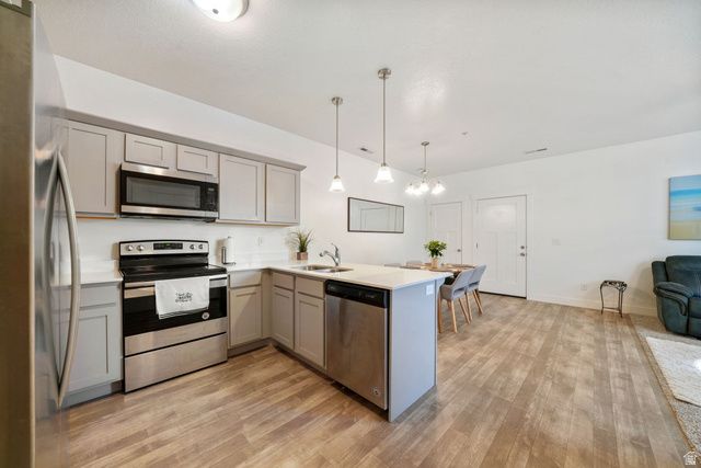 548 N 360 W, Vineyard, UT 84059
