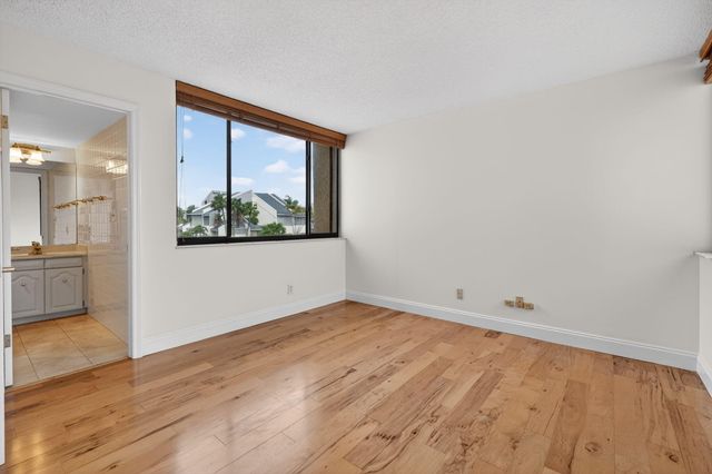 1605 S Us Highway 1 204m3, Jupiter, FL 33477