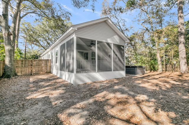 510 Stinson Drive, Charleston, SC 29407