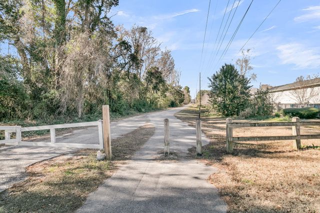 510 Stinson Drive, Charleston, SC 29407