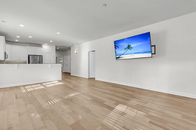 510 Stinson Drive, Charleston, SC 29407