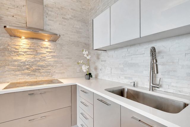 2020 N Bayshore Drive 1006, Miami, FL 33137