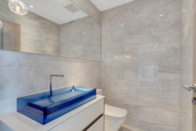 2020 N Bayshore Drive 1006, Miami, FL 33137