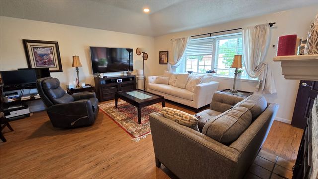 2216 Limestone Lane, Garland, TX 75040