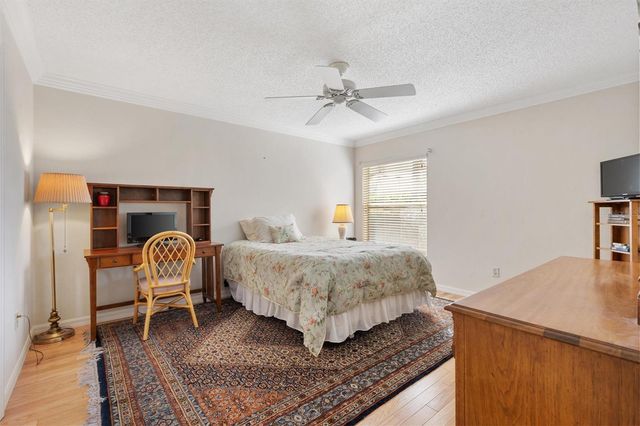 1982 SOMERSET AVENUE, The Villages, FL 32162