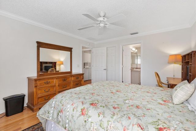 1982 SOMERSET AVENUE, The Villages, FL 32162