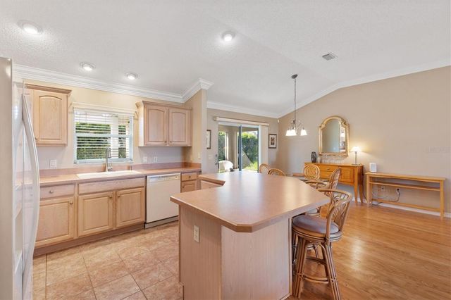 1982 SOMERSET AVENUE, The Villages, FL 32162