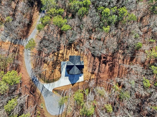 835 Hilton Drive, Ellijay, GA 30540