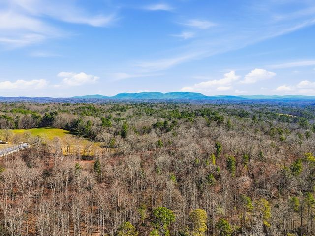 835 Hilton Drive, Ellijay, GA 30540