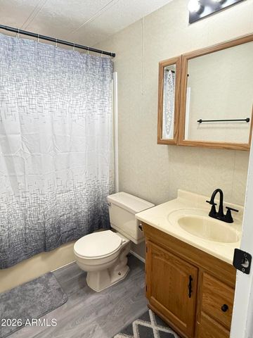 535 S ALMA SCHOOL Road 113, Mesa, AZ 85210