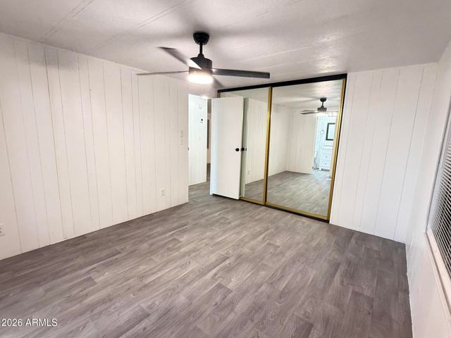 535 S ALMA SCHOOL Road 113, Mesa, AZ 85210