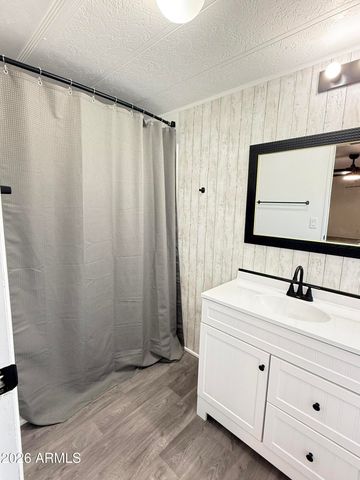 535 S ALMA SCHOOL Road 113, Mesa, AZ 85210