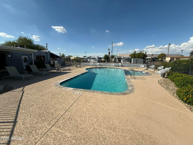 535 S ALMA SCHOOL Road 113, Mesa, AZ 85210