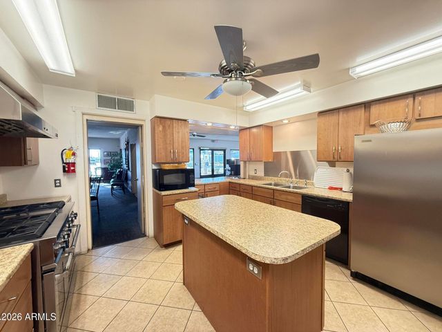 535 S ALMA SCHOOL Road 113, Mesa, AZ 85210