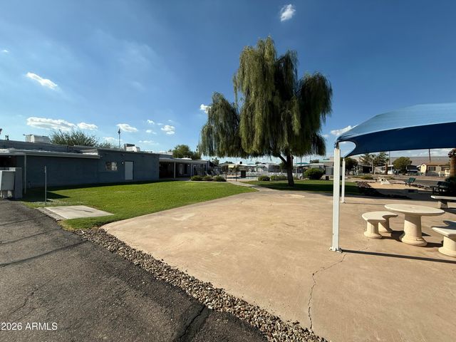535 S ALMA SCHOOL Road 113, Mesa, AZ 85210