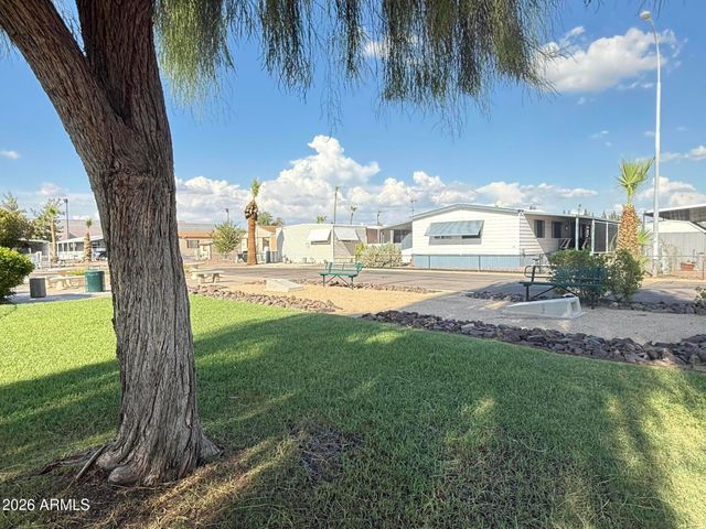 535 S ALMA SCHOOL Road 113, Mesa, AZ 85210