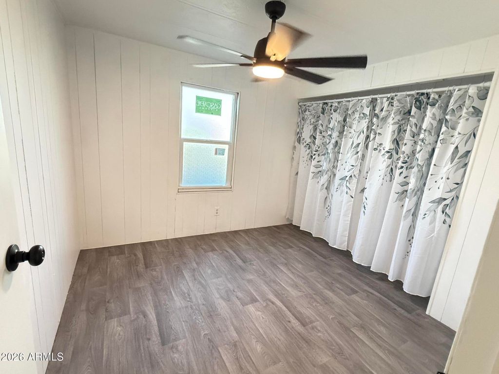 Image 13 of property listing at 535 S ALMA SCHOOL Road 113, Mesa, AZ 85210