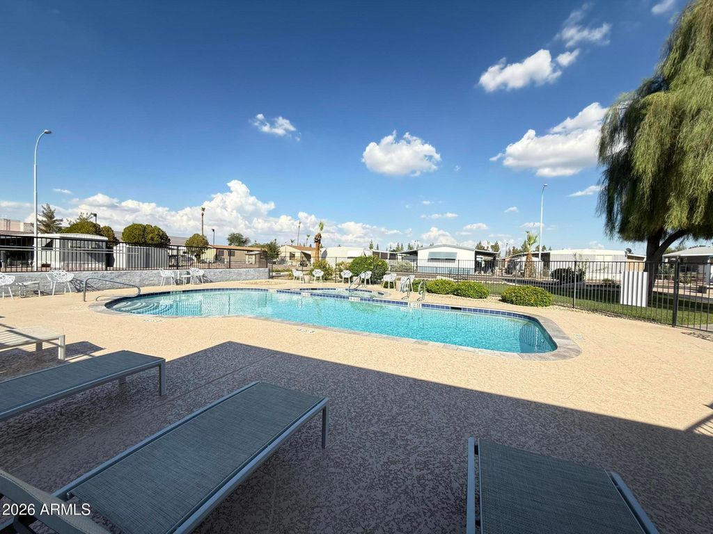 Image 23 of property listing at 535 S ALMA SCHOOL Road 113, Mesa, AZ 85210