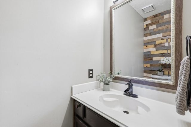 1520 Warwick Drive, Mansfield, TX 76063