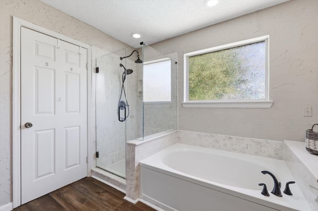 1520 Warwick Drive, Mansfield, TX 76063