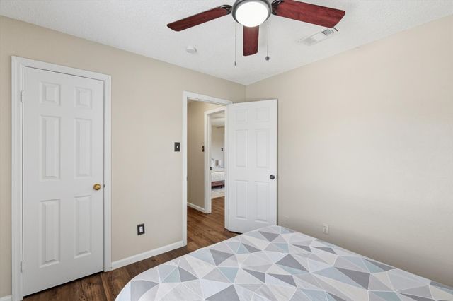 1520 Warwick Drive, Mansfield, TX 76063