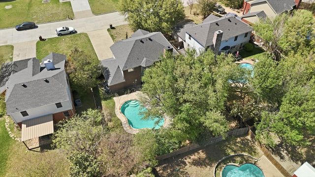 1520 Warwick Drive, Mansfield, TX 76063