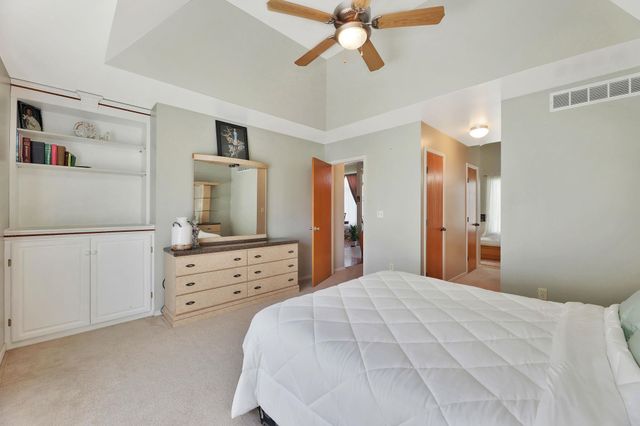 1026 N Bristol St, Wichita, KS 67206