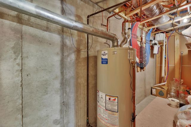 1026 N Bristol St, Wichita, KS 67206