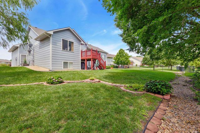 1026 N Bristol St, Wichita, KS 67206