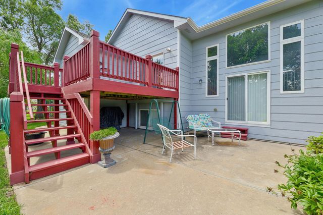 1026 N Bristol St, Wichita, KS 67206