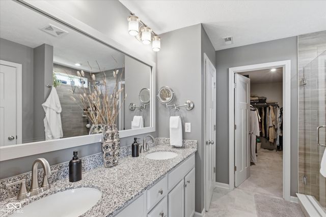 1427 Oak Lake Lane, Brownsburg, IN 46112