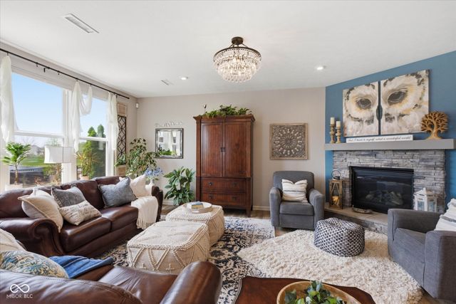 1427 Oak Lake Lane, Brownsburg, IN 46112