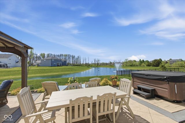 1427 Oak Lake Lane, Brownsburg, IN 46112