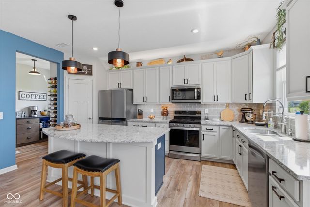 1427 Oak Lake Lane, Brownsburg, IN 46112