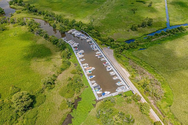 371 Tuckers Rd Unit A, Pawleys Island, SC 29585